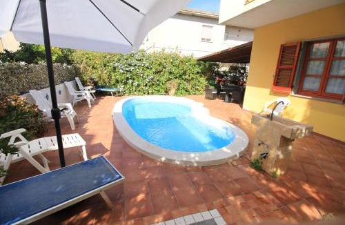 Bosa Bed & Breakfast | B&B Villa Elisa
