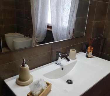 Casnate Con Bernate Bed & Breakfast | B&B Villa Mirella