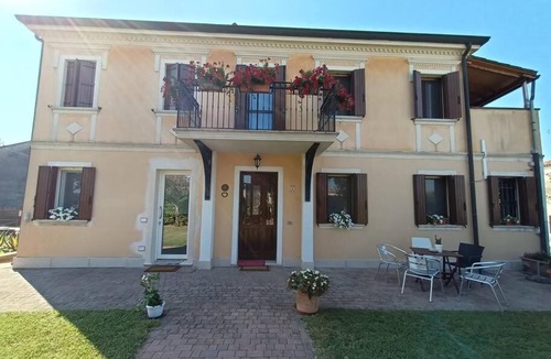 Lendinara Apartment | B&B We CaRe Appartamento