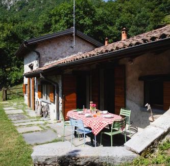 San Michele House | Baita di Montagna nella natura - Lago di Como