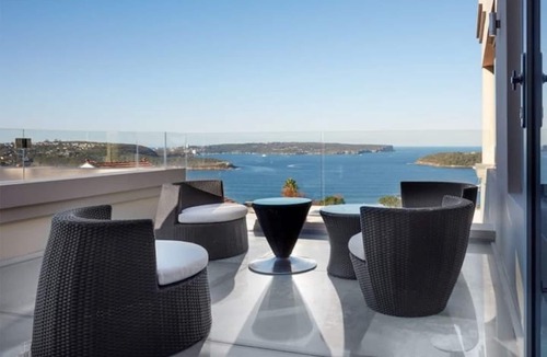 Mosman Villa | Balmoral Mansion with Pool. Located near Balmoral Beach. Sauna, Jacuzzi and Gym