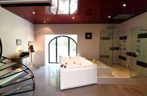 Caumont-sur-Durance House | Bastide neuve en Provence