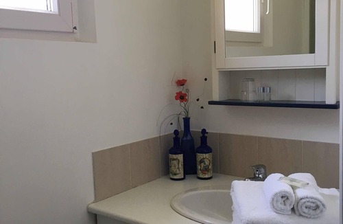 Cabries Bed & Breakfast | Bastide Tara