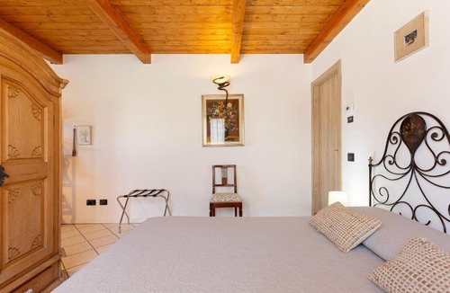 Arona House | BB10 OASI