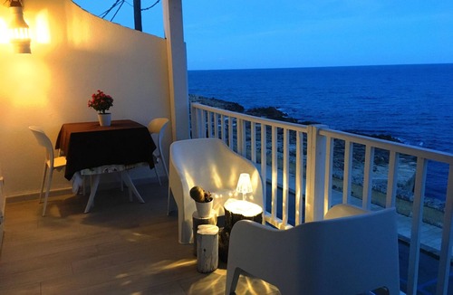 Marina Serra House | Beachfront Terrace in Puglia/natural pool