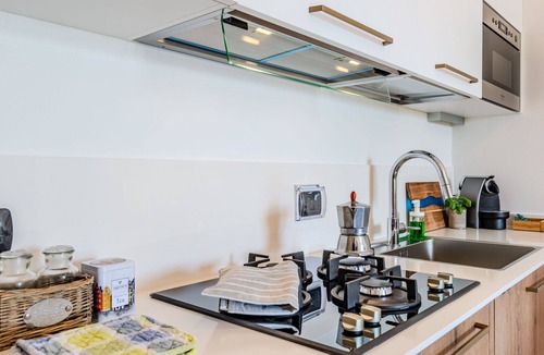 Gera Lario Apartment | Beautiful apartment for 4 people with WIFI, pool, TV and terrace