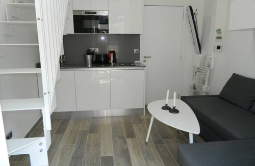 Carre d'Or Apartment | Beautiful loft studio in Nice center, close to beach !