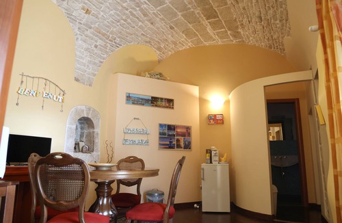 Giovinazzo Apartment | BED AND BREAKFAST " A CASA MIA"