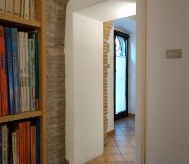 Venosa Apartment | Bed and Breakfast In Piazza Orazio