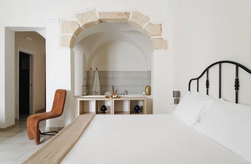 Carovigno Bed & Breakfast | Bed & Bread Piazza Nzegna