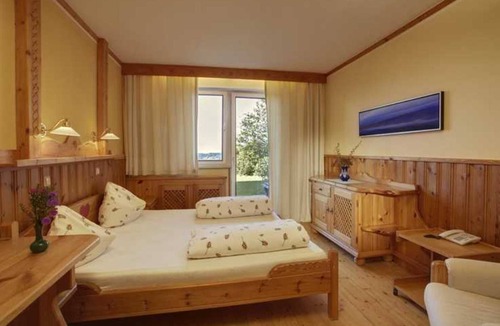 Eberstein House | Bionest III - Arche organic country house