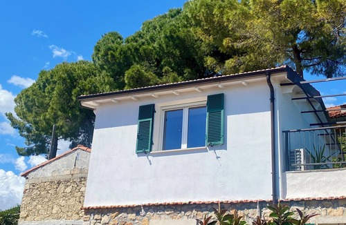 Latte House | Blue Zagara - Coccon on the Italo-French Riviera