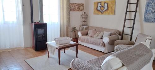 Oschiri House | Borgo Santo Stefano