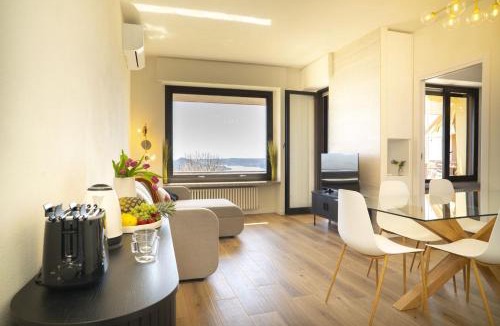 Lesa Apartment | Brezza Azzurra Blue Collection - Vista lago e piscina