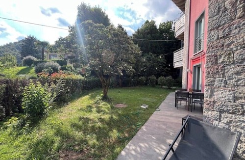 Vertova Apartment | Bright three-room apartment with garden