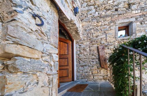 Montecrestese House | Cá Borella Guest House
