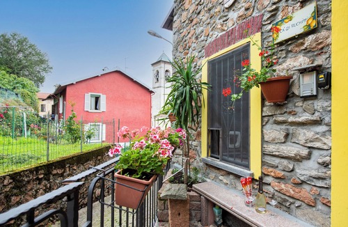 Cavagnano Apartment | Ca' di Ruchitt, Cuasso al Monte, Italy