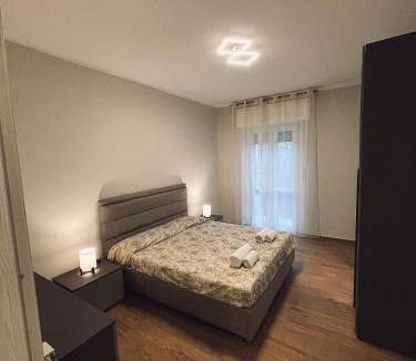 Cavoretto Apartment | Caldo bilocale con metro sotto casa