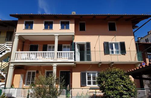 Palazzo Canavese House | Camelia Casa Vacanze