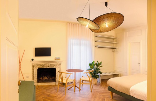 Foligno Bed & Breakfast | Camera Luxury in Centro a Foligno, a 5 Minuti da Caserma e Stazione