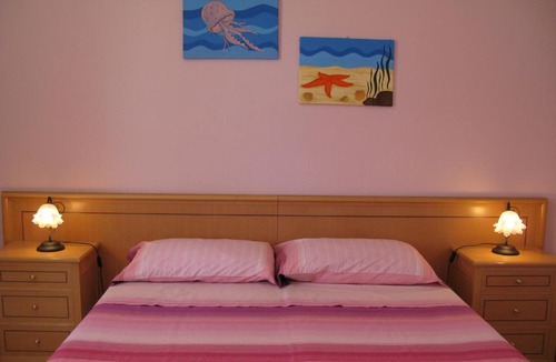 Marina di Mancaversa House | Camera medusa