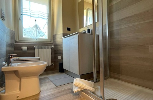 Casto Bed & Breakfast | Casa Alone