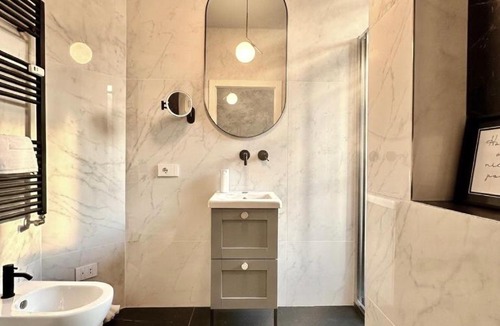 Central Station Apartment | Casa Angelo Design Flat - Central Milan, Porta Venezia, 3 metro stops Duomo