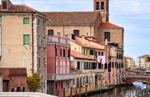 Chioggia Apartment | Casa Bastianello large apartment, view of Canal Vena Historic Center comfort