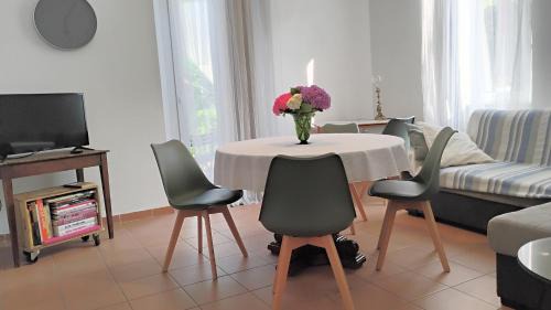 Porto Ceresio House | Casa Maria