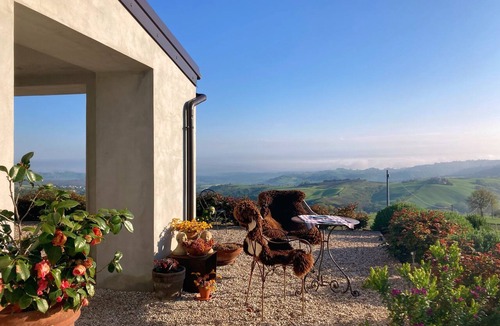 Mergo House | Casa Orizzonte, a dream destination for individualists