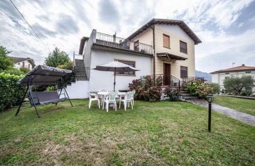 Mologno House | Casa Rina