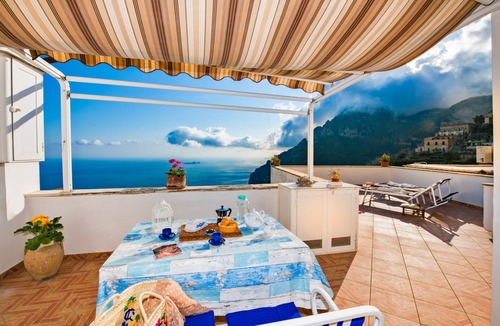 Montepertuso Apartment | Casa Sansone terrace overlooking the sea