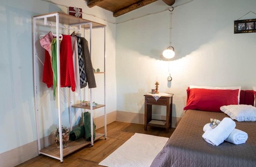 Austis House | Casa storica Austis, Sardegna