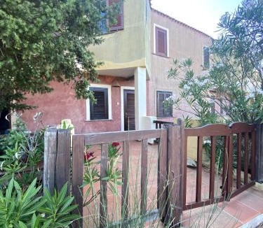 Villaggio La Marmoratina House | CASA VIOLA Two-room apartment with a sea view