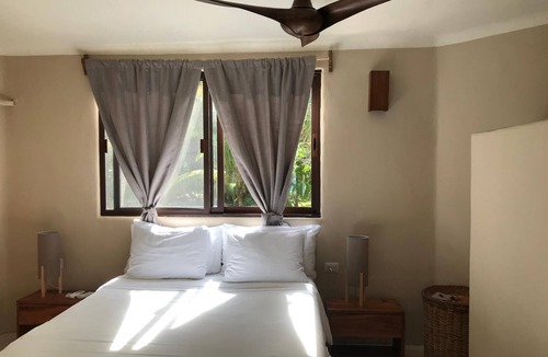 Zona Hotelera Villa | Casa ZaBa 5BR Oceanfront Villa with private cenote
