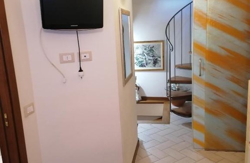 San Donato Apartment | CASINA TORRETTA