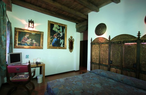 Pavone Canavese Hotel | Castello di Pavone