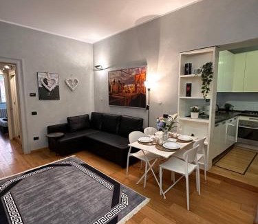 Porta Volta Apartment | Centro Milano Garibaldi M2