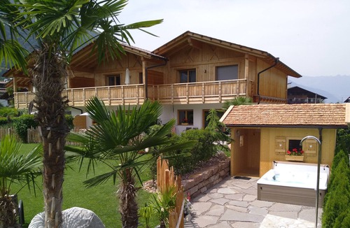Tesimo Apartment | Chalet '2 55m²' with Mountain View, Shared Pool and Wi-Fi