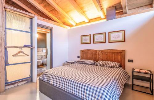 Ronco Ski Chalet | Chalet Casa Ulme' by Interhome