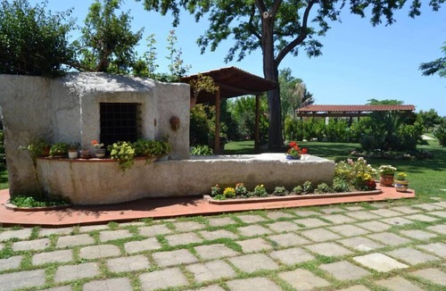 Battipaglia Apartment | Characteristic nineteenth-century farmhouse. Typical residence