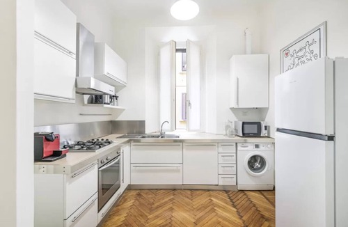 Porta Nuova Apartment | Charming and Elegant Apartment in Porta Venezia