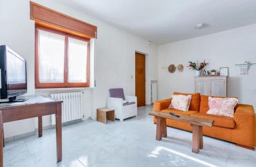 Tollo Apartment | Charming apartment in Tollo, garden