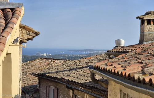 Saint-Paul-de-Vence Apartment | Charming flat in St Paul village
