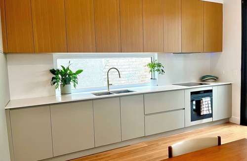 Petersham North House | Charming Innercity Furnished 3 bedroom House 10 min bus from City