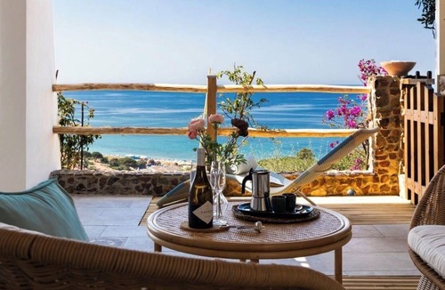 Geremeas House | Charming little gem with breathtaking views of the sea.