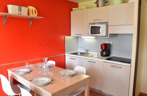 Montgenevre Apartment | Charming Studio with Garden, Pet-Friendly, Central Montgenèvre Location