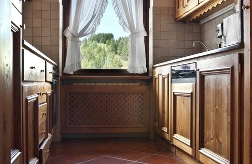 Cortina d'Ampezzo Apartment | Classy typical apartment in Alvera'