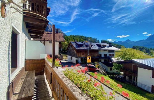 Cortina d'Ampezzo Apartment | Classy typical apartment in Alvera'