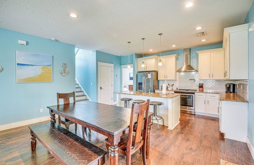 Marineland Acres House | Close to Beaches: Palm Coast Home w/Deck!